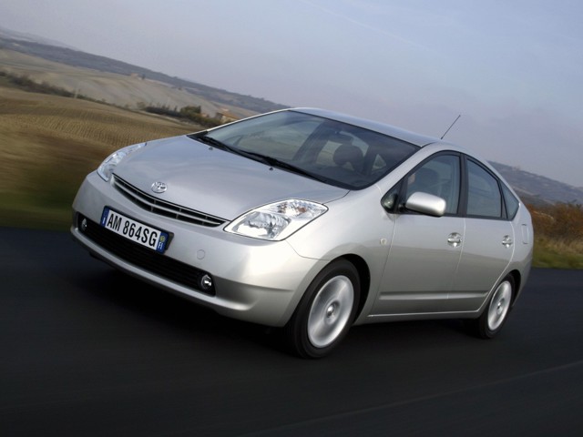 Toyota Prius photo 16