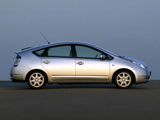 Toyota Prius photo 22