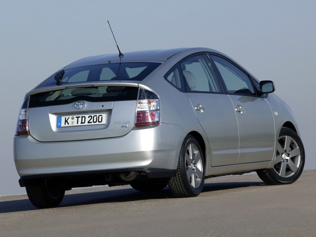 Toyota Prius photo 26