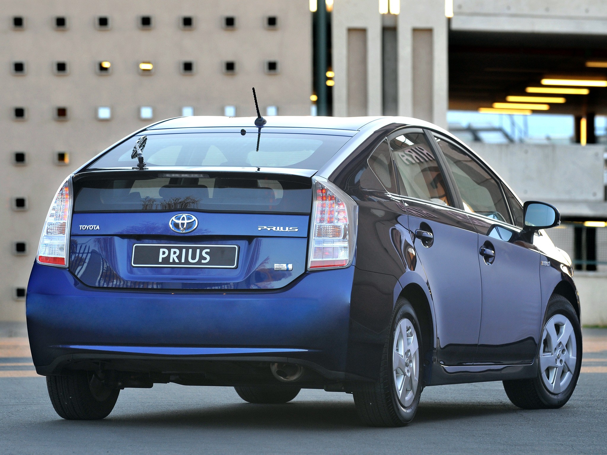 Toyota Prius photo 28