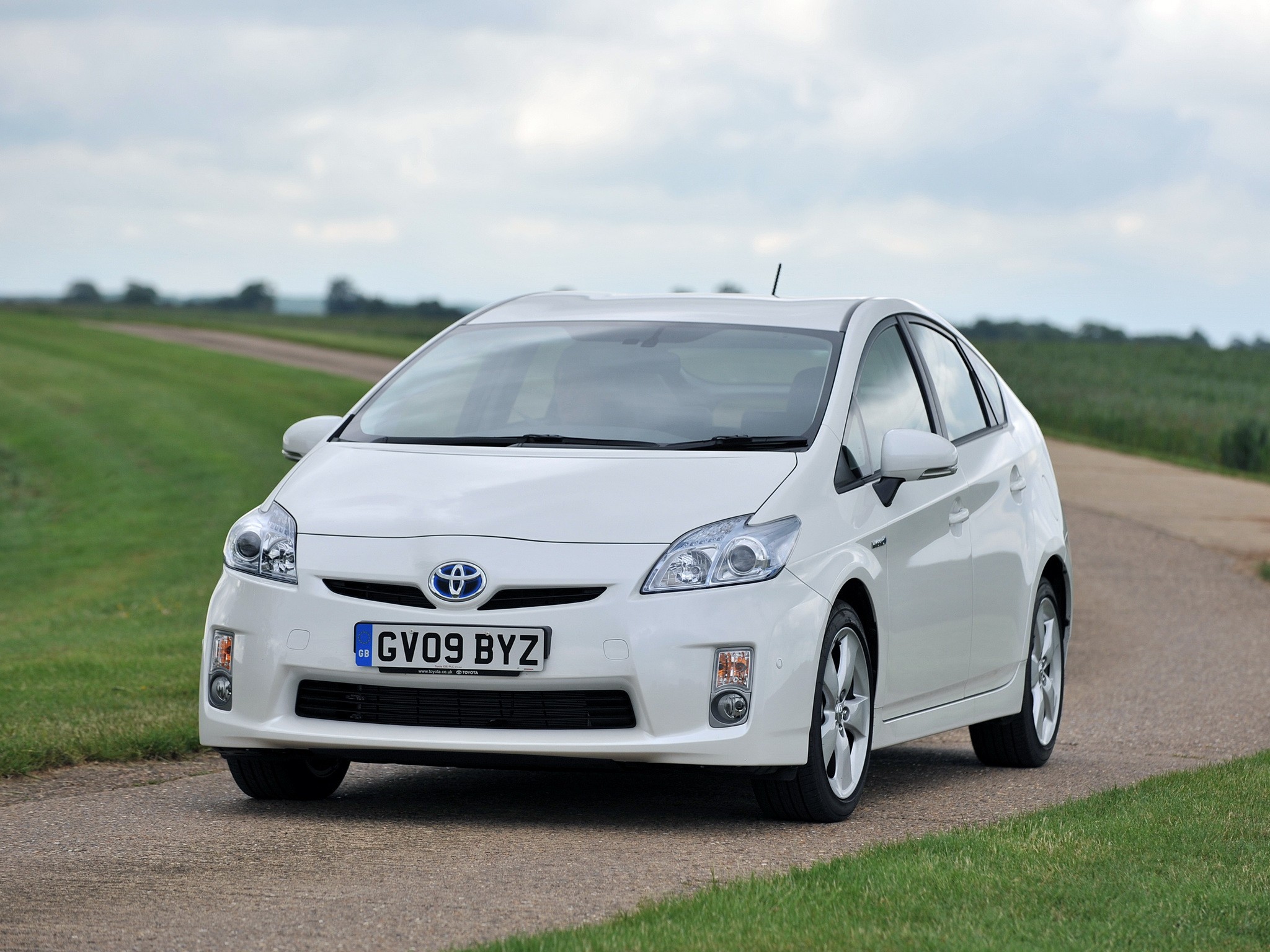 Toyota Prius photo 33