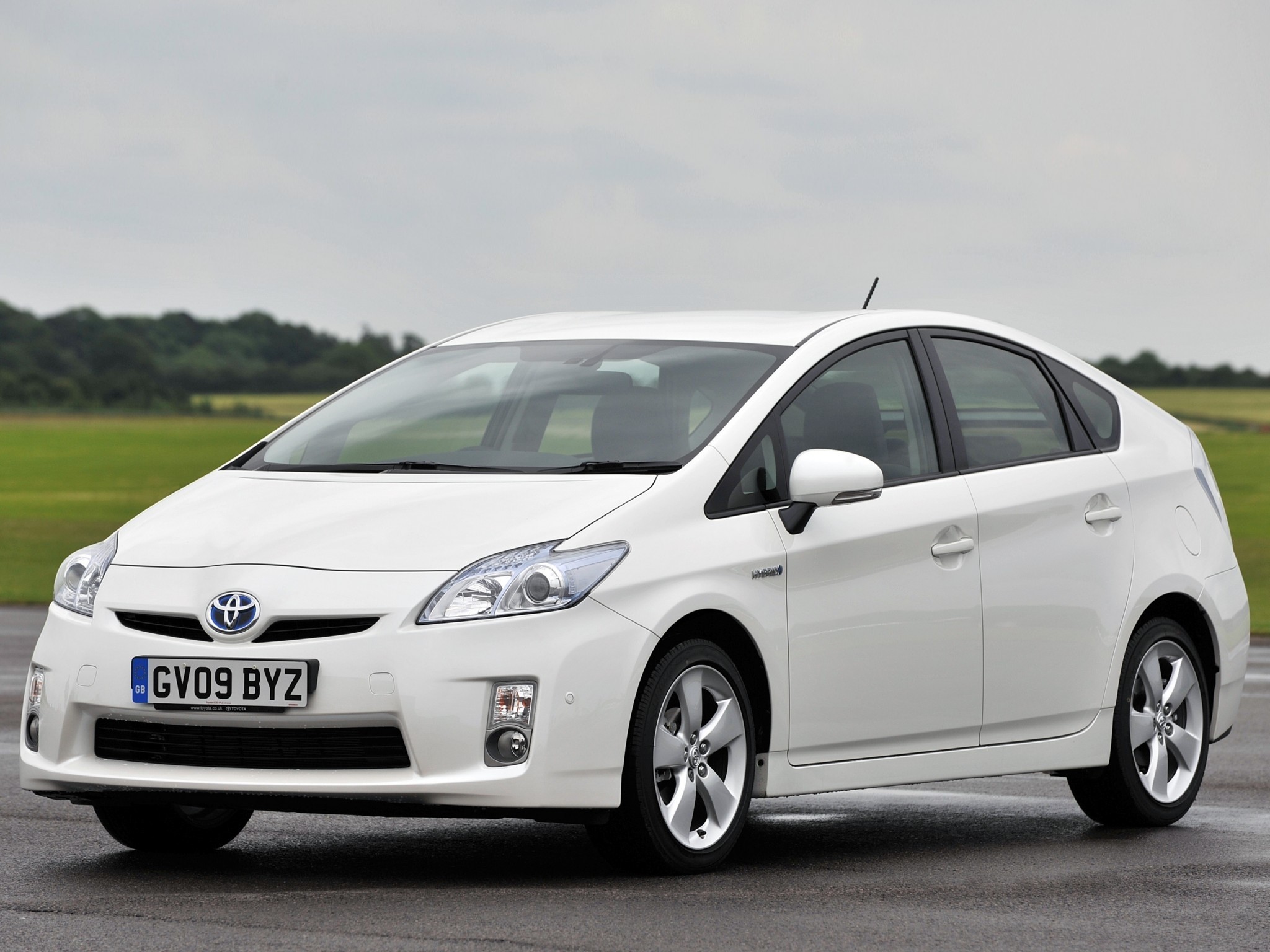 Toyota Prius photo 37