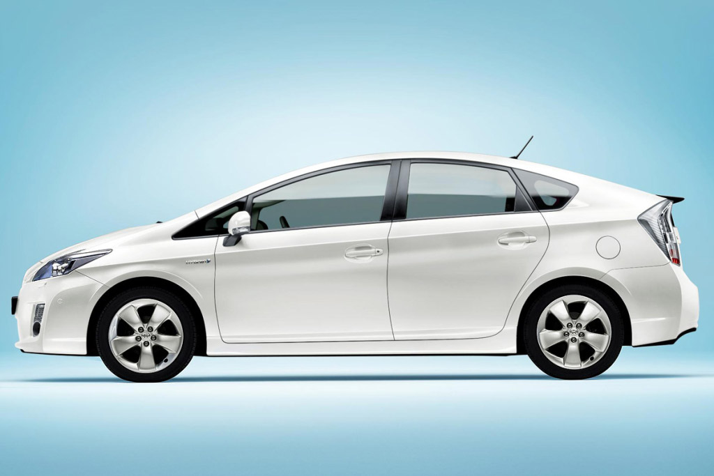 Toyota Prius photo 2