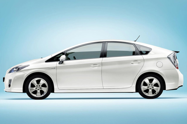Toyota Prius photo 2