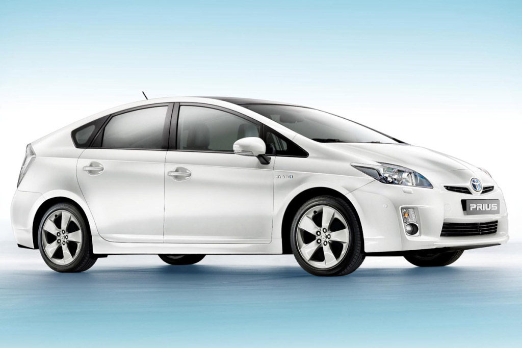 Toyota Prius photo 3