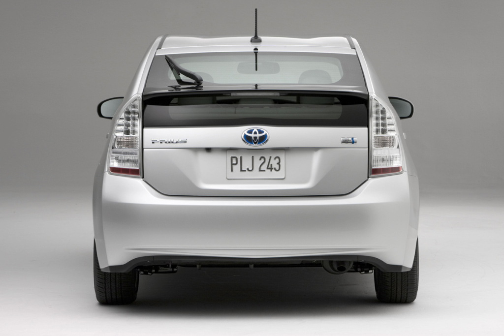 Toyota Prius photo 8