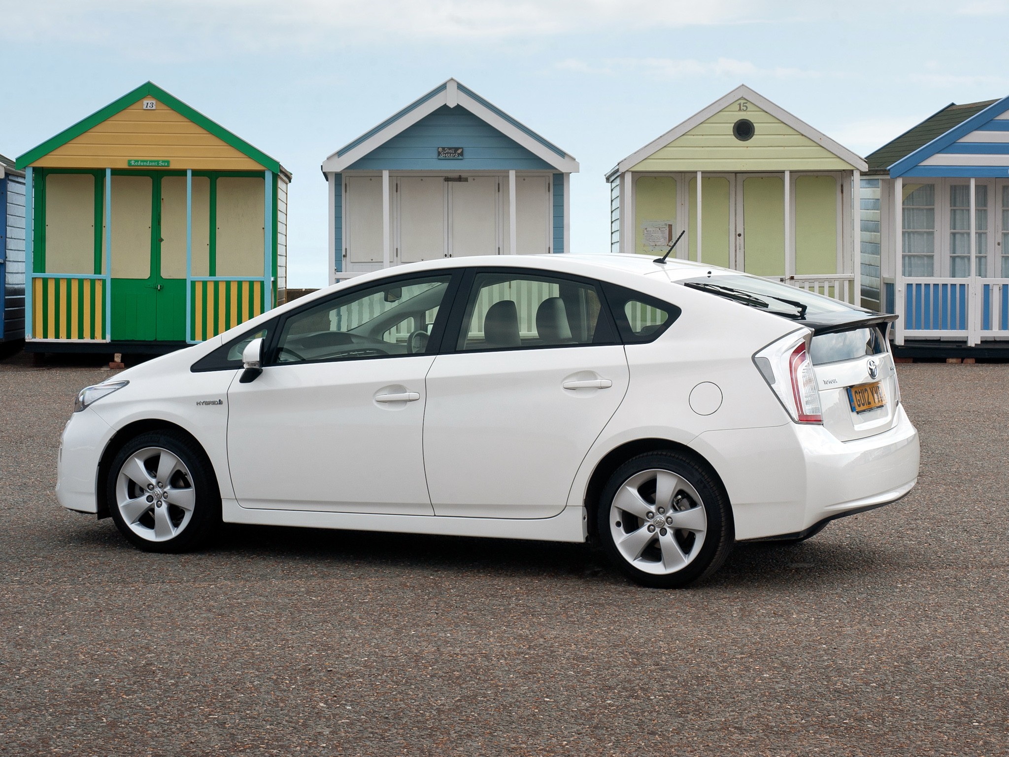 Toyota Prius photo 11