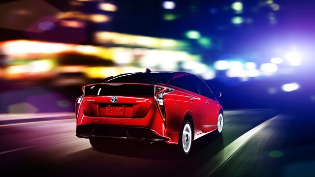 Toyota Prius photo 3