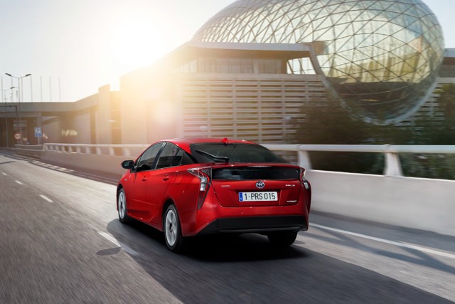 Toyota Prius photo 15