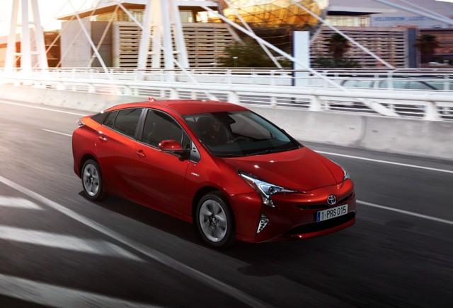 Toyota Prius photo 18