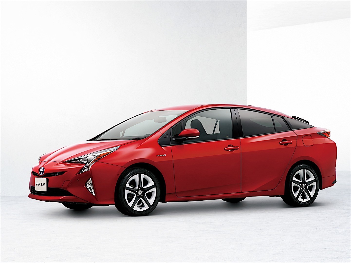 Toyota Prius photo 25