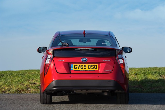 Toyota Prius photo 27