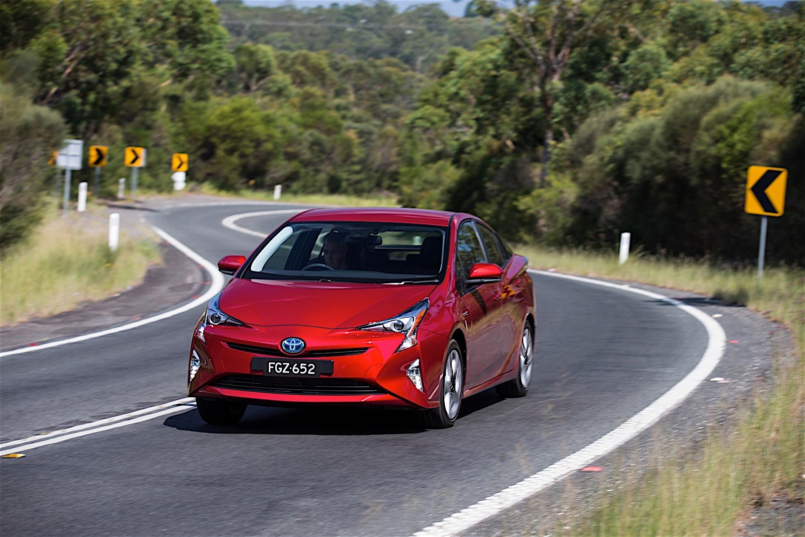 Toyota Prius photo 29