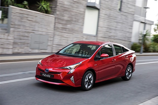 Toyota Prius photo 31
