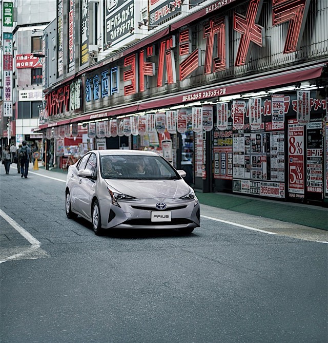 Toyota Prius photo 59