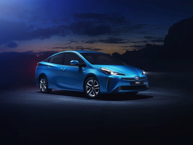 Toyota Prius photo 9