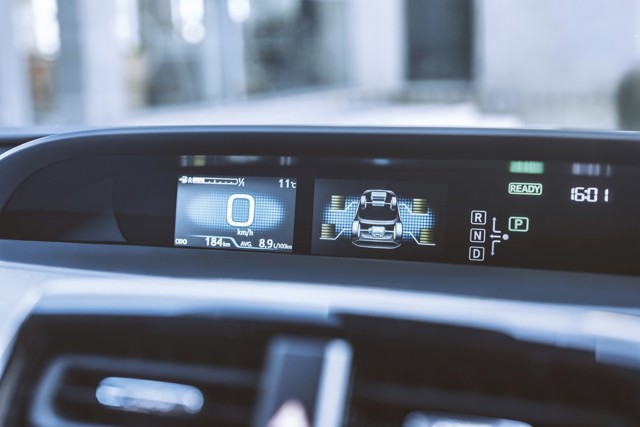 Toyota Prius photo 21