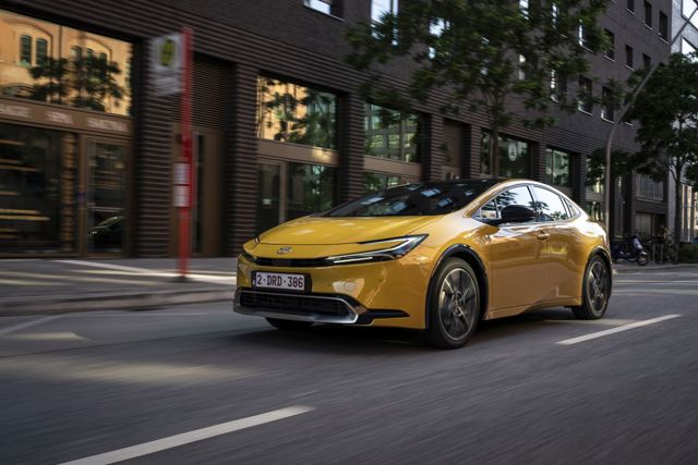 Toyota Prius foto 110
