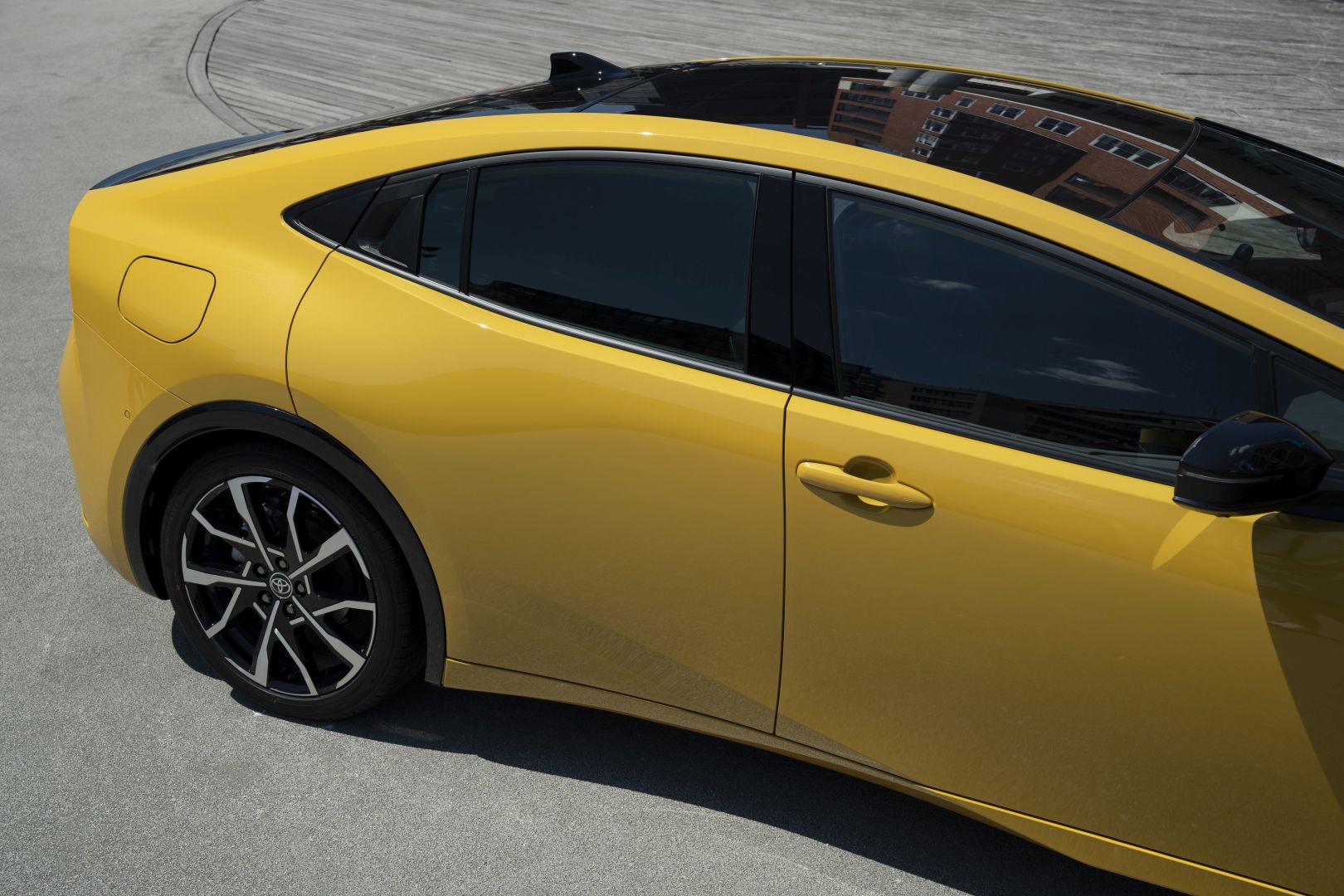 Toyota Prius photo 128