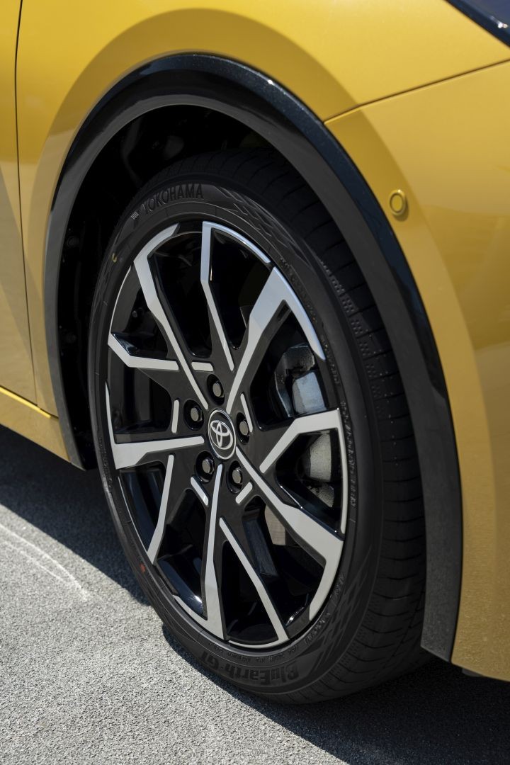 Toyota Prius photo 130