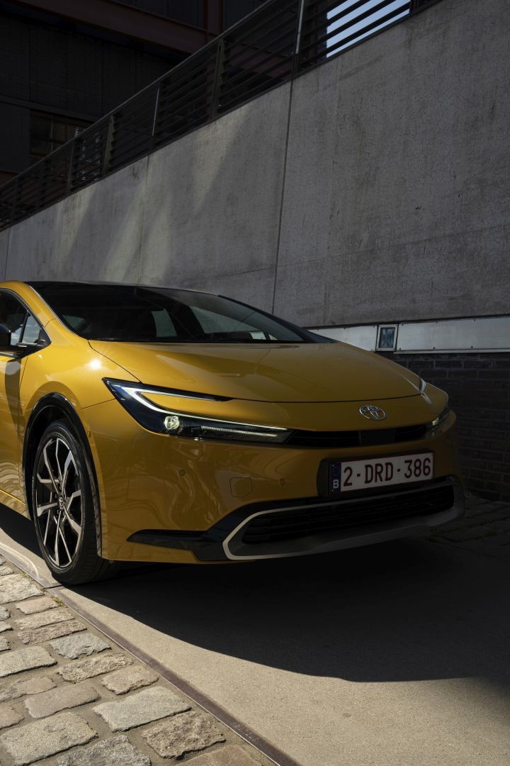 Toyota Prius photo 135