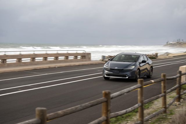Toyota Prius foto 32