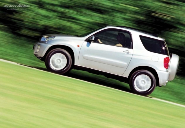 Toyota Rav4 3 Doors photo 3