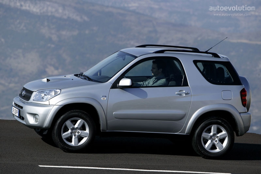 Toyota Rav4 3 Doors photo 2