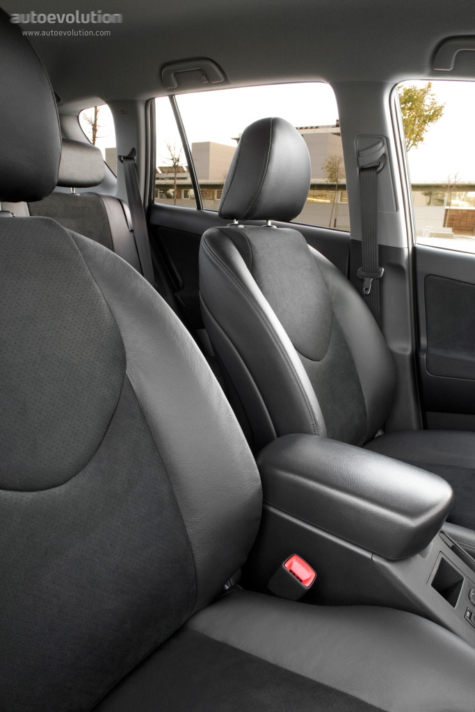 Toyota Rav4 5 Doors photo 35