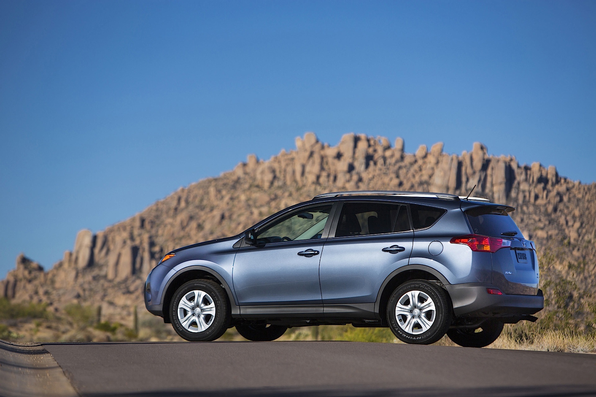 Toyota Rav4 5 Doors photo 22