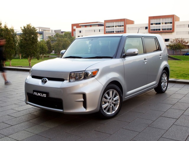 Toyota Rukus Foto 18