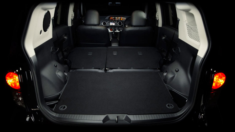 Toyota Rukus photo 2