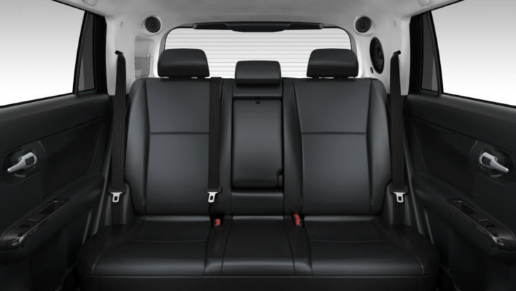 Toyota Rukus photo 49