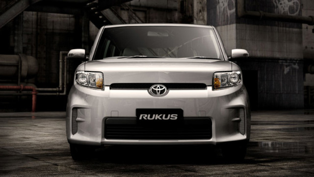 Toyota Rukus Foto 3