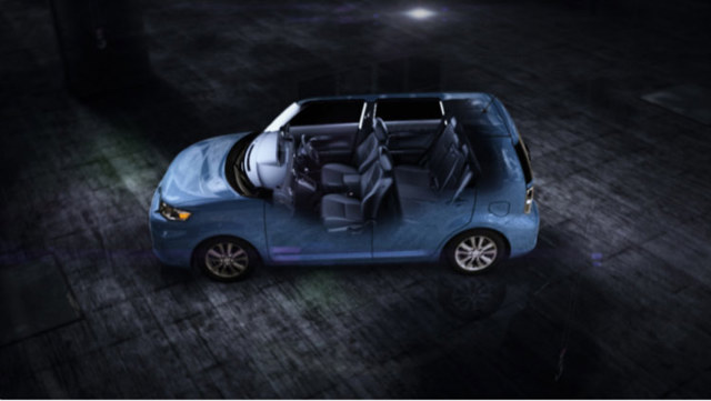 Toyota Rukus Foto 5