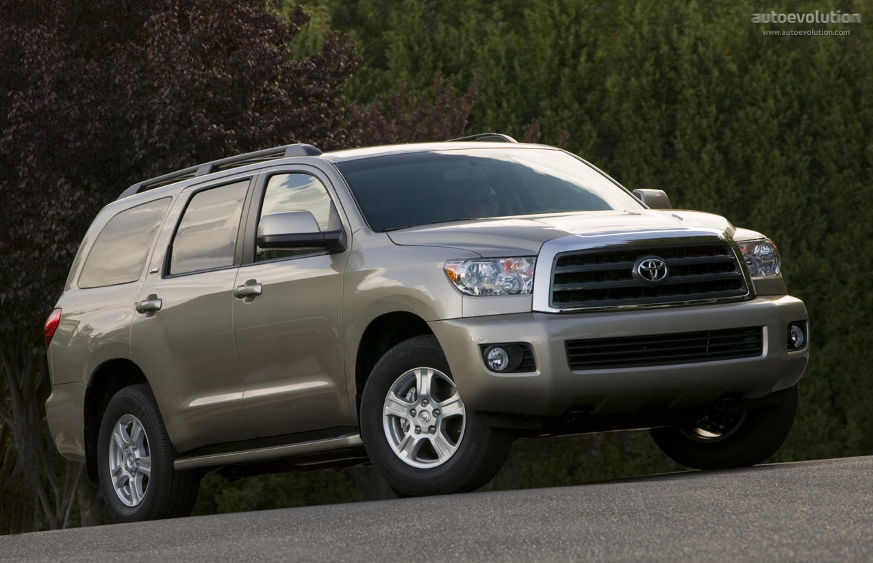 TOYOTA Sequoia