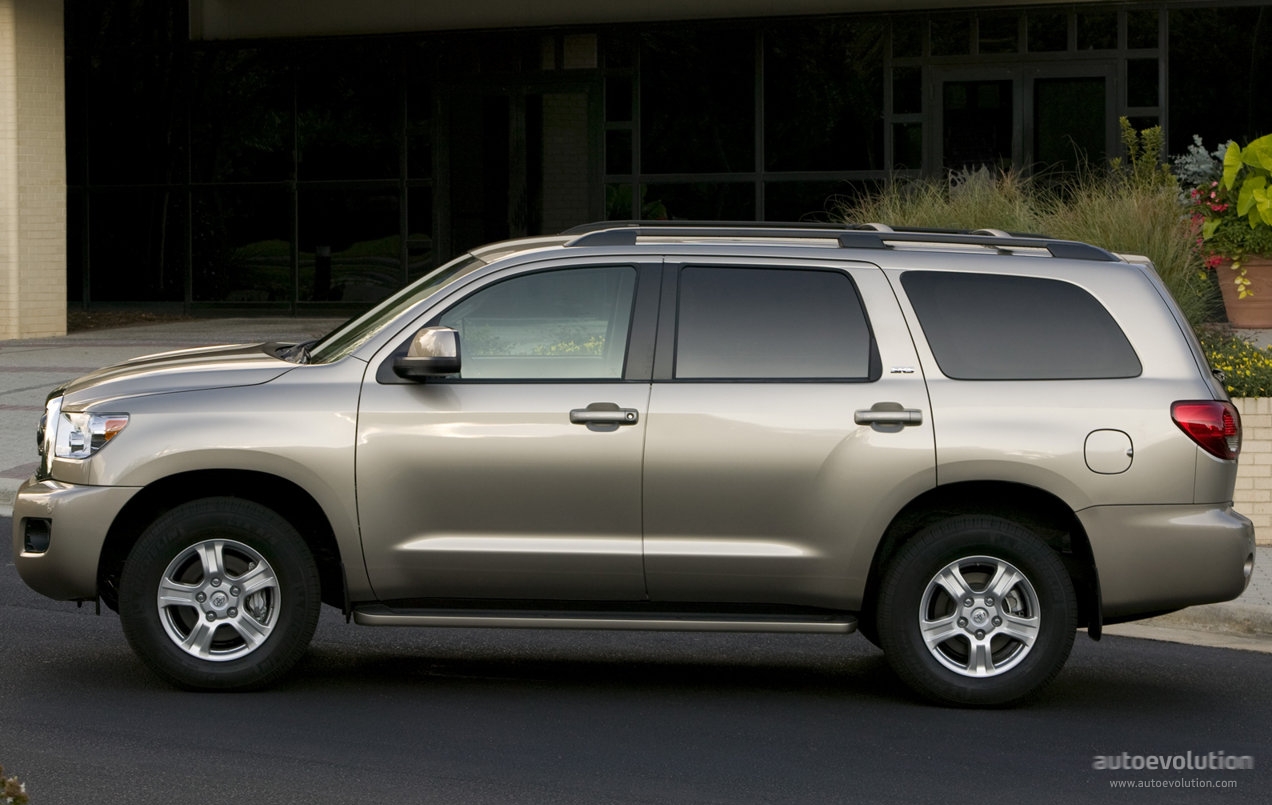 Toyota Sequoia photo 6