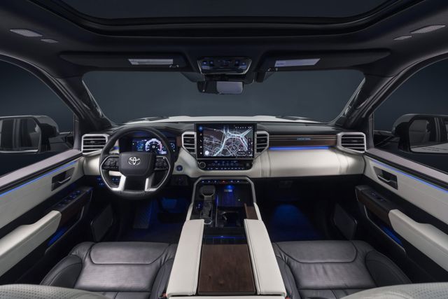 Toyota Sequoia photo 40
