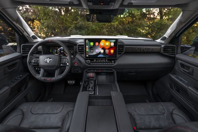 Toyota Sequoia photo 56