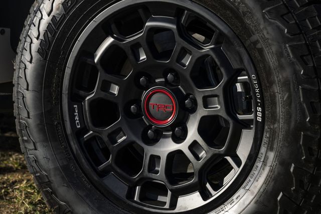 Toyota Sequoia photo 39