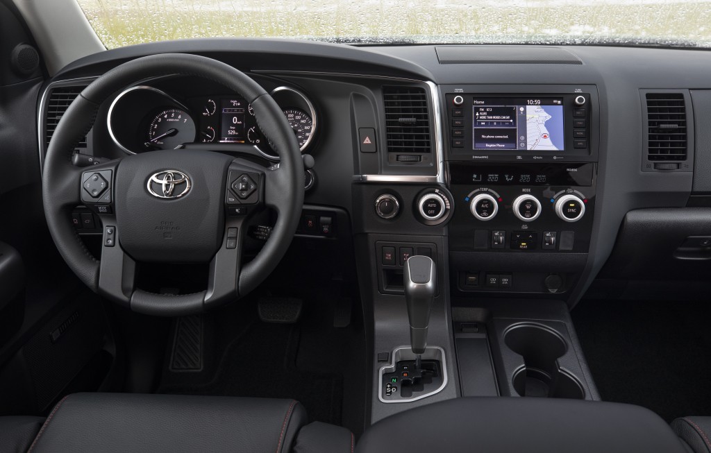 Toyota Sequoia photo 26