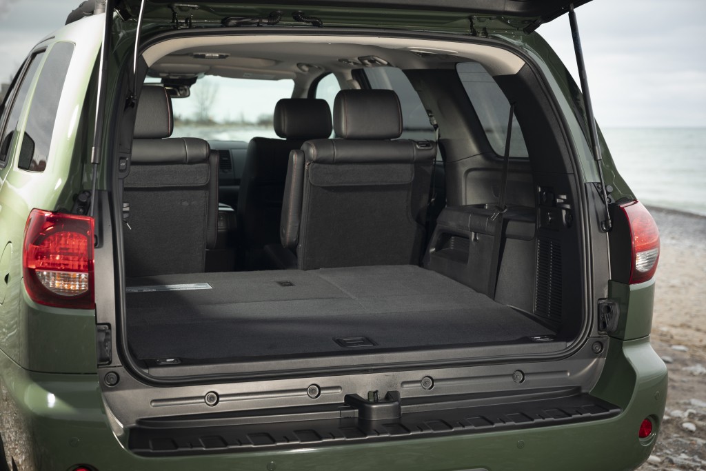 Toyota Sequoia photo 35