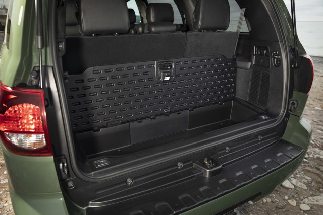 Toyota Sequoia photo 36