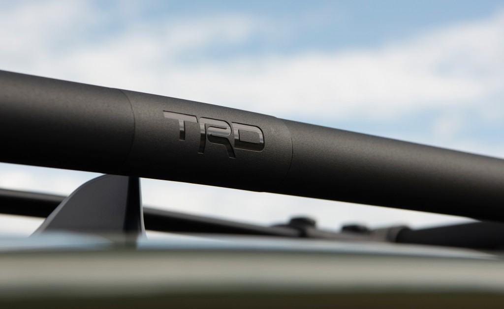 Toyota Sequoia photo 3