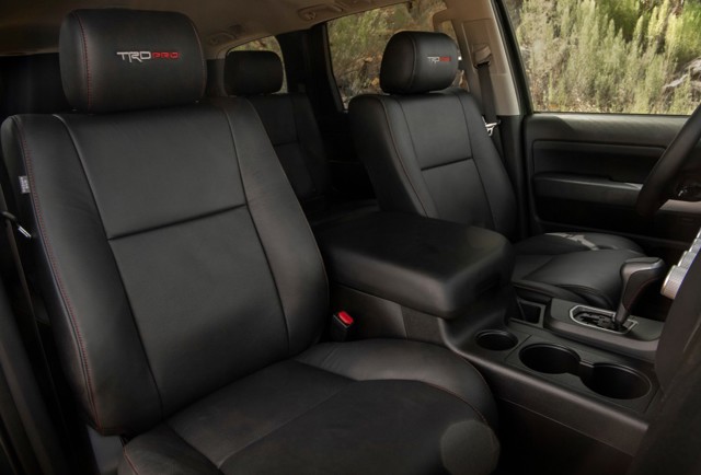 Toyota Sequoia photo 31