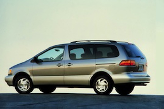 Toyota Sienna photo 4