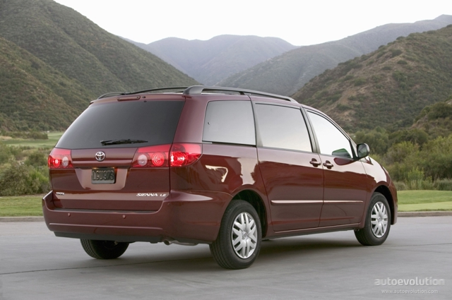 Toyota Sienna Foto 2