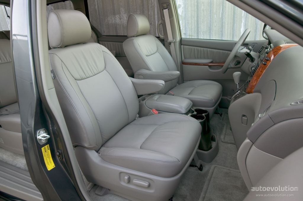 Toyota Sienna photo 38