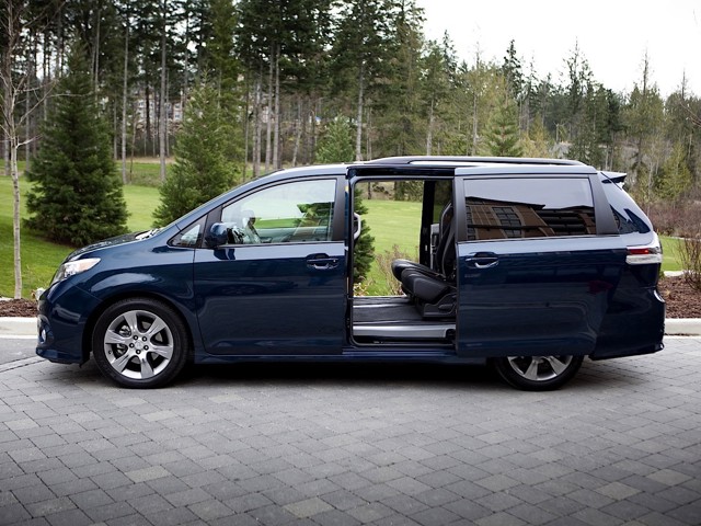 Toyota Sienna Foto 23