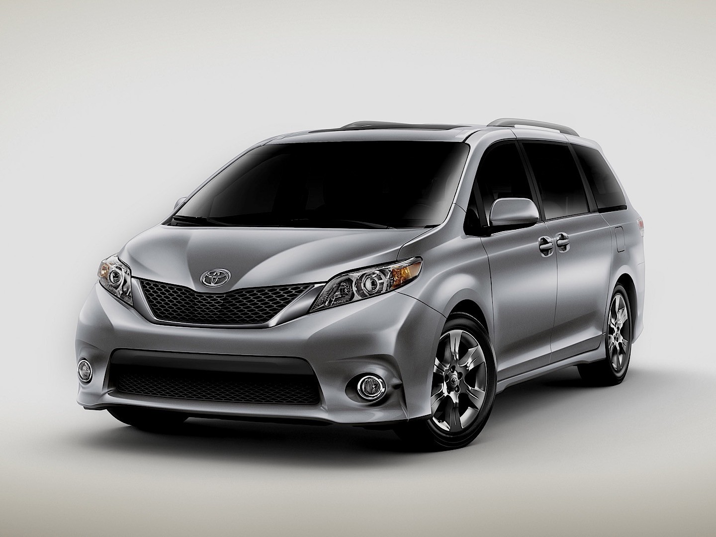Toyota Sienna photo 46